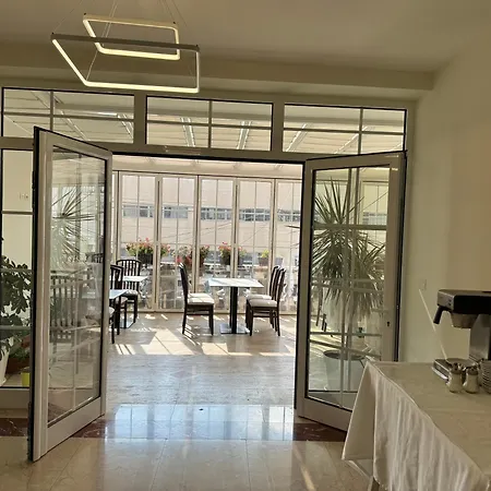 Mervin Hotel